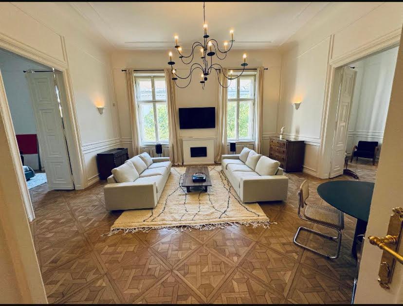 Apartmán Andrassy 28, Next To Opera, Parking Budapešť Exteriér fotografie